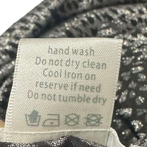 Women’s Charlotte Russe Silver Leopard Mini Dress Size Medium - Picture 6 of 14